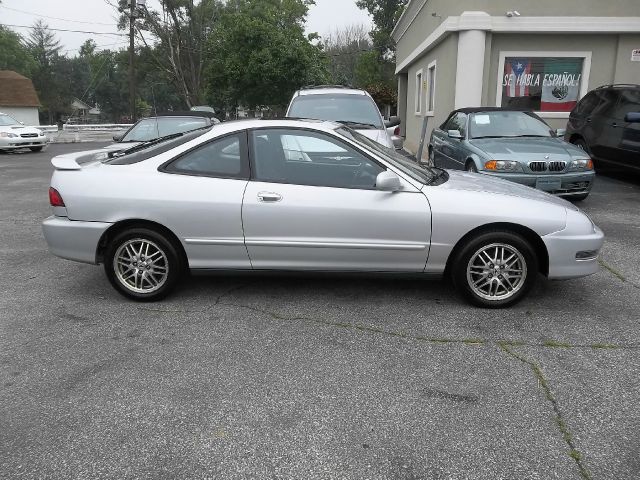 Acura Integra 2000 photo 1