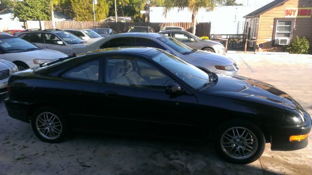 Acura Integra 2000 photo 3