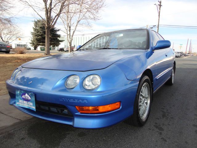 Acura Integra 2000 photo 2