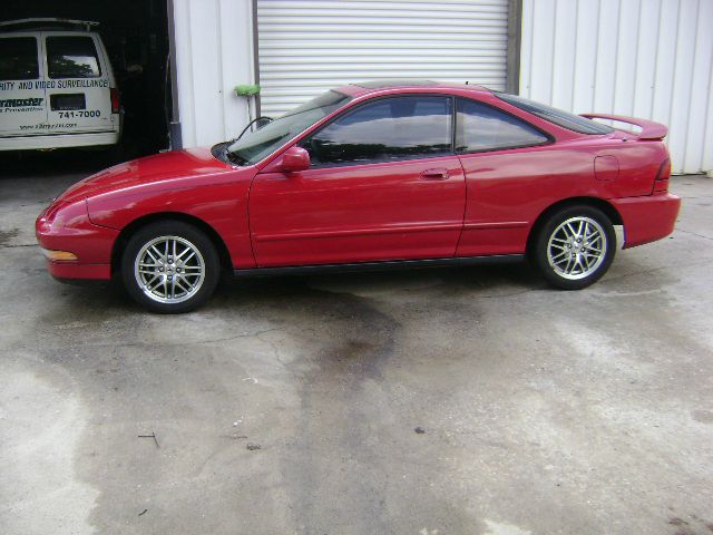 Acura Integra 2000 photo 1