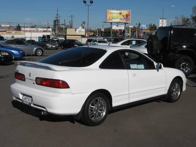 Acura Integra 2000 photo 2