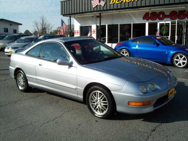 Acura Integra XLS Sedan