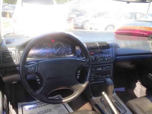 Acura Legend 1991 photo 2