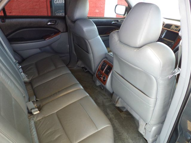 Acura MDX 2004 photo 2