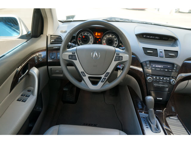 Acura MDX 2011 photo 1