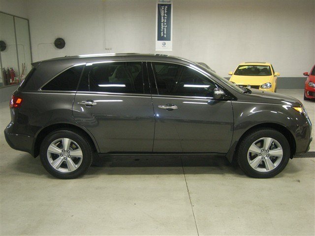 Acura MDX 2011 photo 2