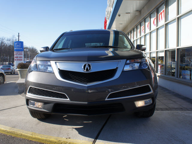 Acura MDX 2011 photo 2