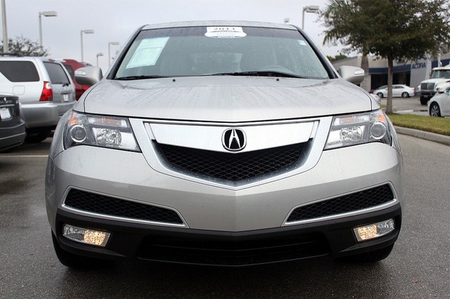 Acura MDX 2011 photo 2