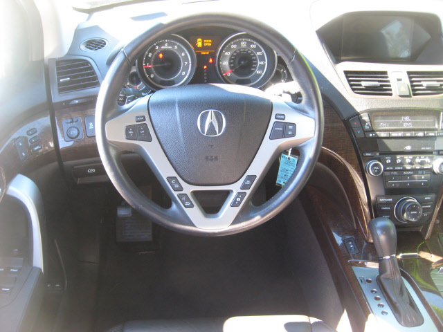 Acura MDX 2011 photo 4