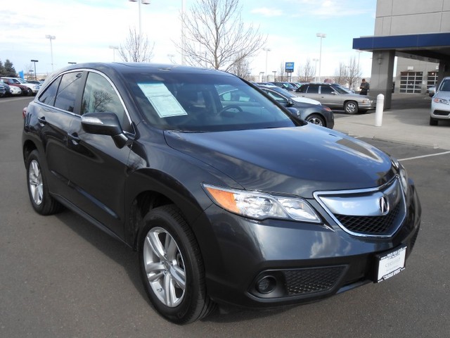 Acura RDX 2013 photo 2