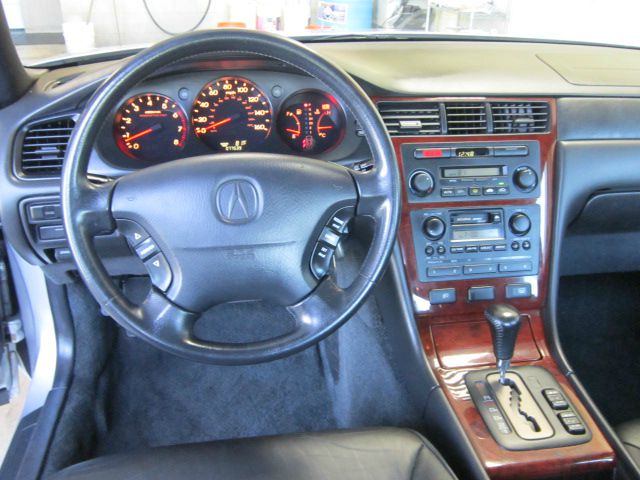 Acura RL 2002 photo 2