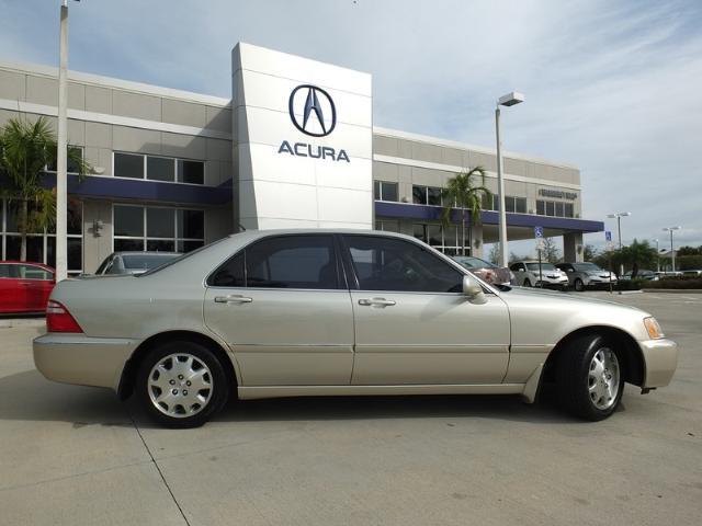 Acura RL 2004 photo 2