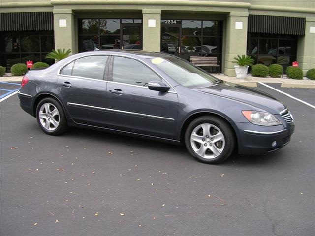 Acura RL 2005 photo 2