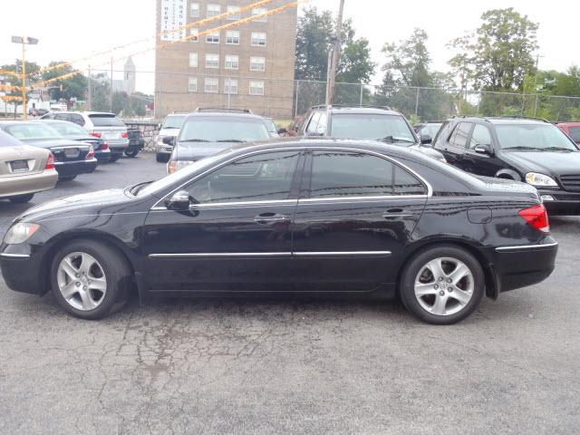 Acura RL 2005 photo 1