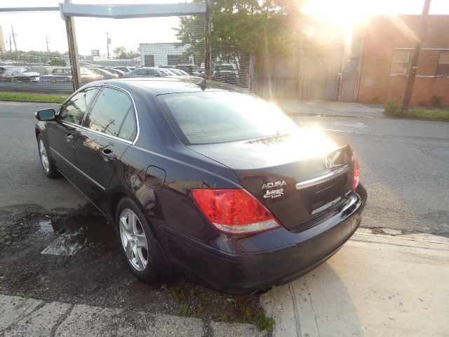 Acura RL 2005 photo 2