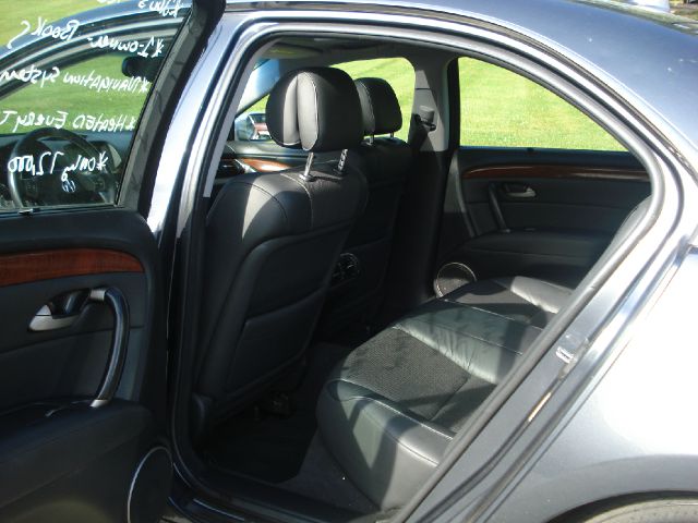 Acura RL 2005 photo 2