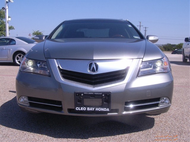 Acura RL 2010 photo 2