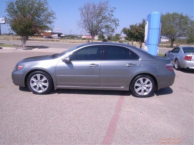 Acura RL 2010 photo 3