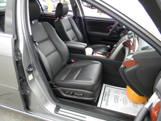 Acura RL 2010 photo 3