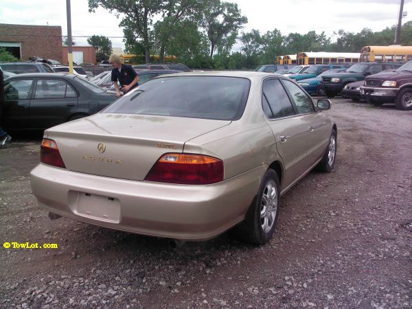 Acura TL 2000 photo 2