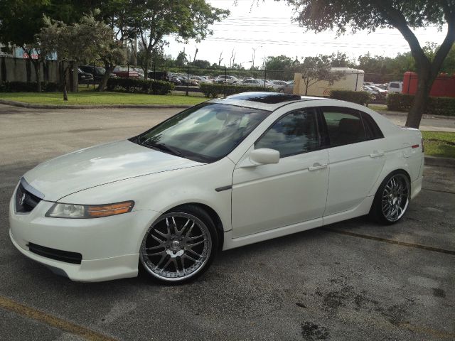 Acura TL 2005 photo 2