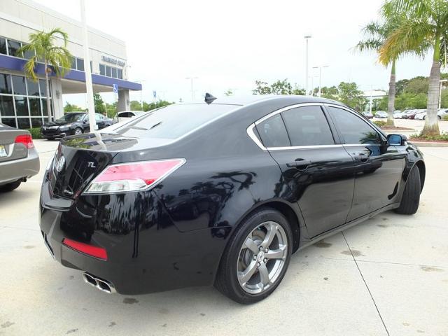 Acura TL 2010 photo 1