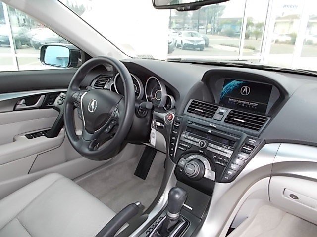 Acura TL 2010 photo 1