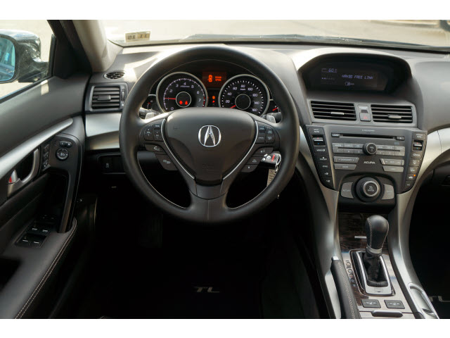 Acura TL 2010 photo 1