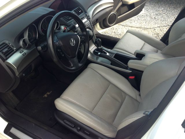 Acura TL 2010 photo 2