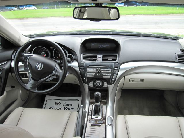 Acura TL 2010 photo 2