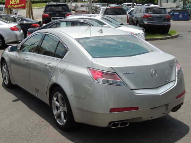 Acura TL 2010 photo 2