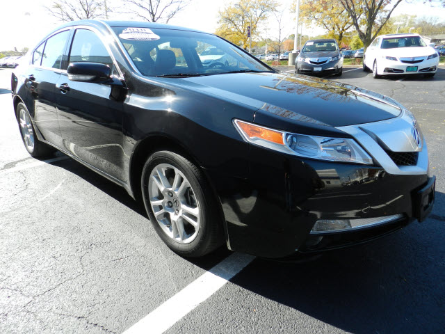 Acura TL 2010 photo 2