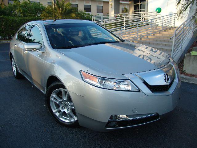 Acura TL 2011 photo 2