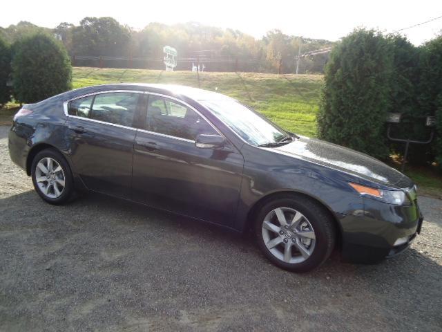 Acura TL Base Sedan