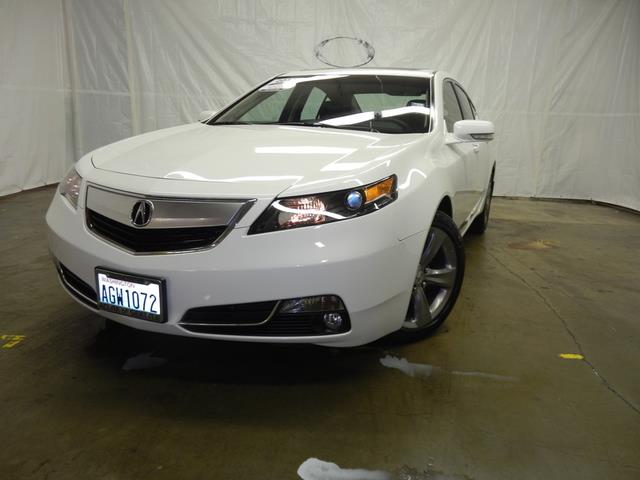 Acura TL 2012 photo 2