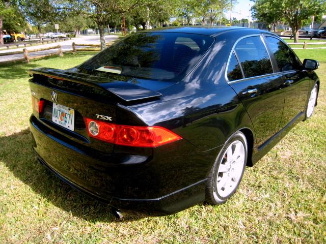 Acura TSX 2004 photo 2