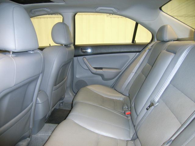 Acura TSX 2004 photo 2