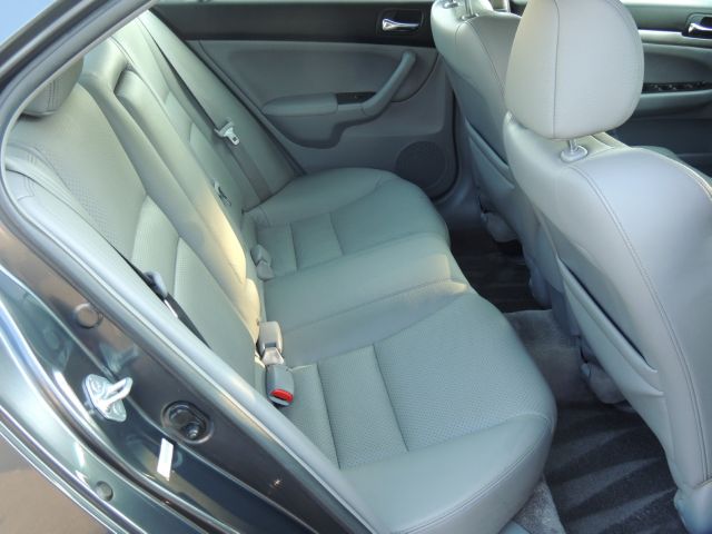 Acura TSX 2005 photo 2