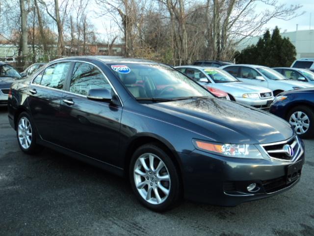 Acura TSX Ram 3500 Diesel 2-WD Sedan