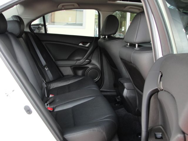 Acura TSX 2010 photo 16