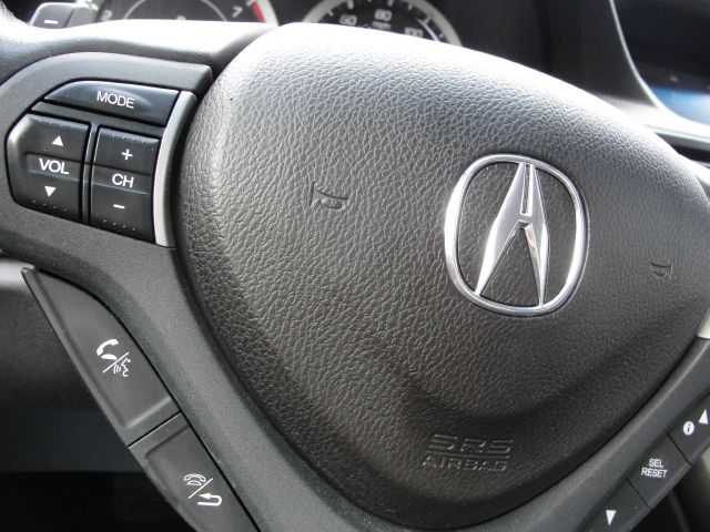 Acura TSX 2010 photo 2