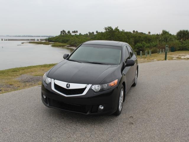 Acura TSX 2010 photo 2