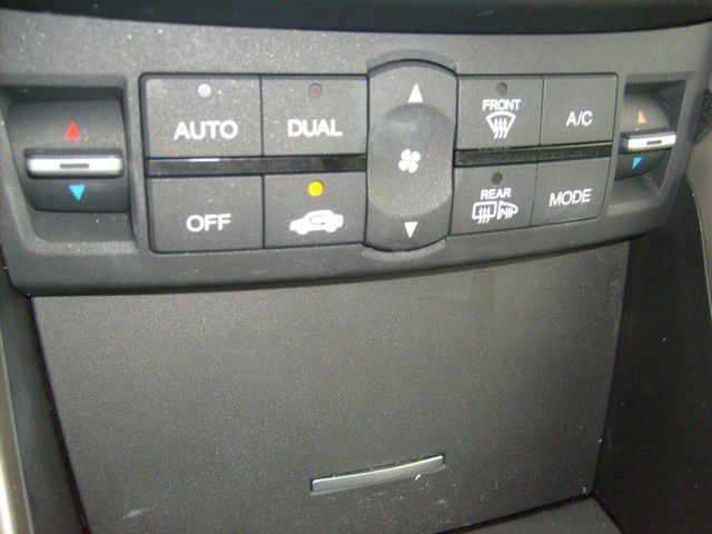 Acura TSX 2010 photo 14