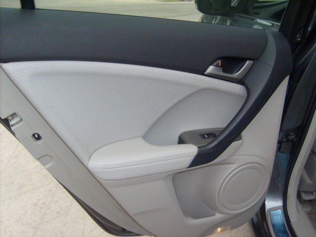 Acura TSX 2010 photo 38