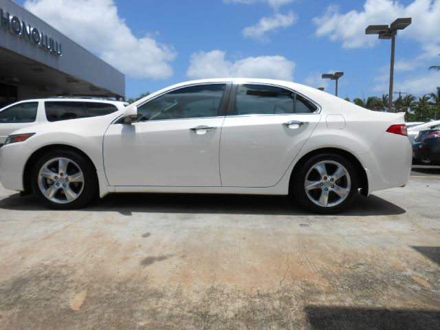 Acura TSX Premium Quattro Sedan