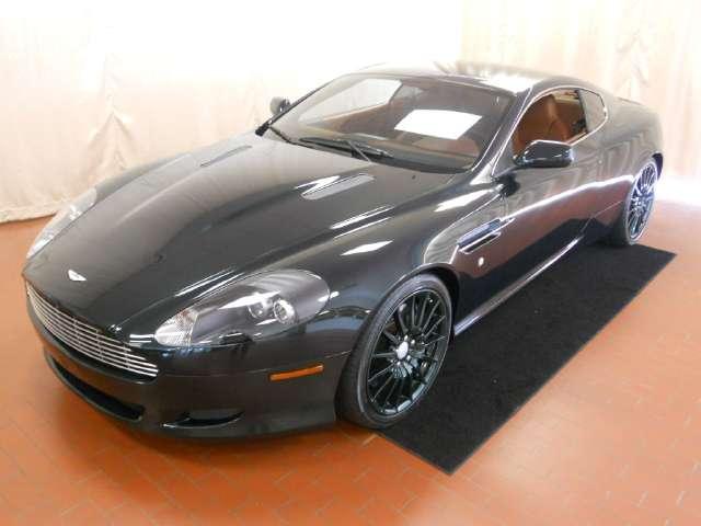 Aston Martin DB9 2005 photo 1