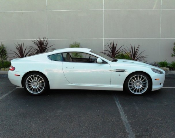 Aston Martin DB9 2006 photo 1