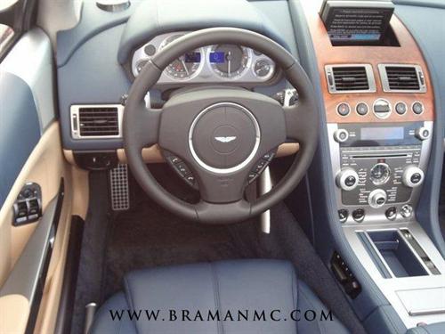 Aston Martin DB9 2010 photo 3