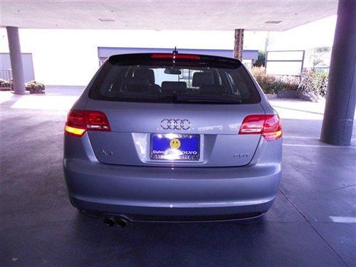 Audi A3 2010 photo 3