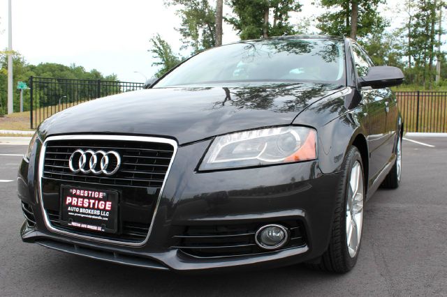 Audi A3 2011 photo 13